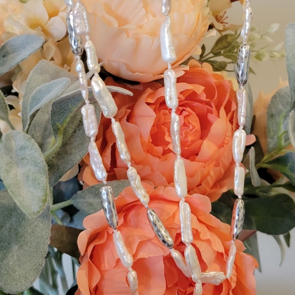 Grace&Heart Jewelry - Sterling Silver and Pearl necklace